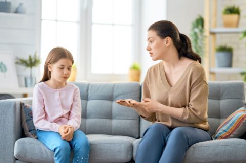 on cái là một bản thể được sao chép từ hành vi, lời nói, cách ứng xử của cha mẹ.